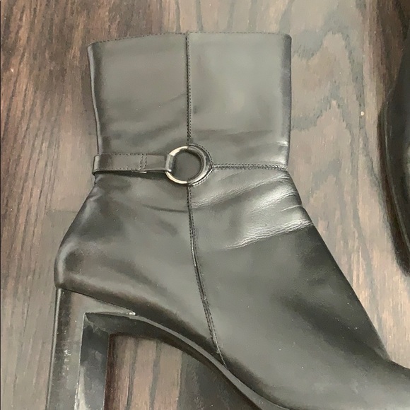 Boots - Picture 2 of 4